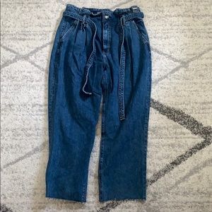 NWT High waist paper-bag jean